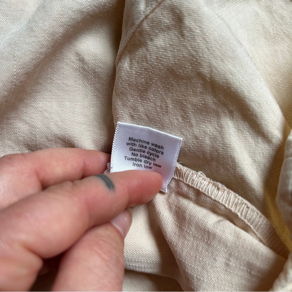 Cream Linen Button Down - Picture 4 of 5